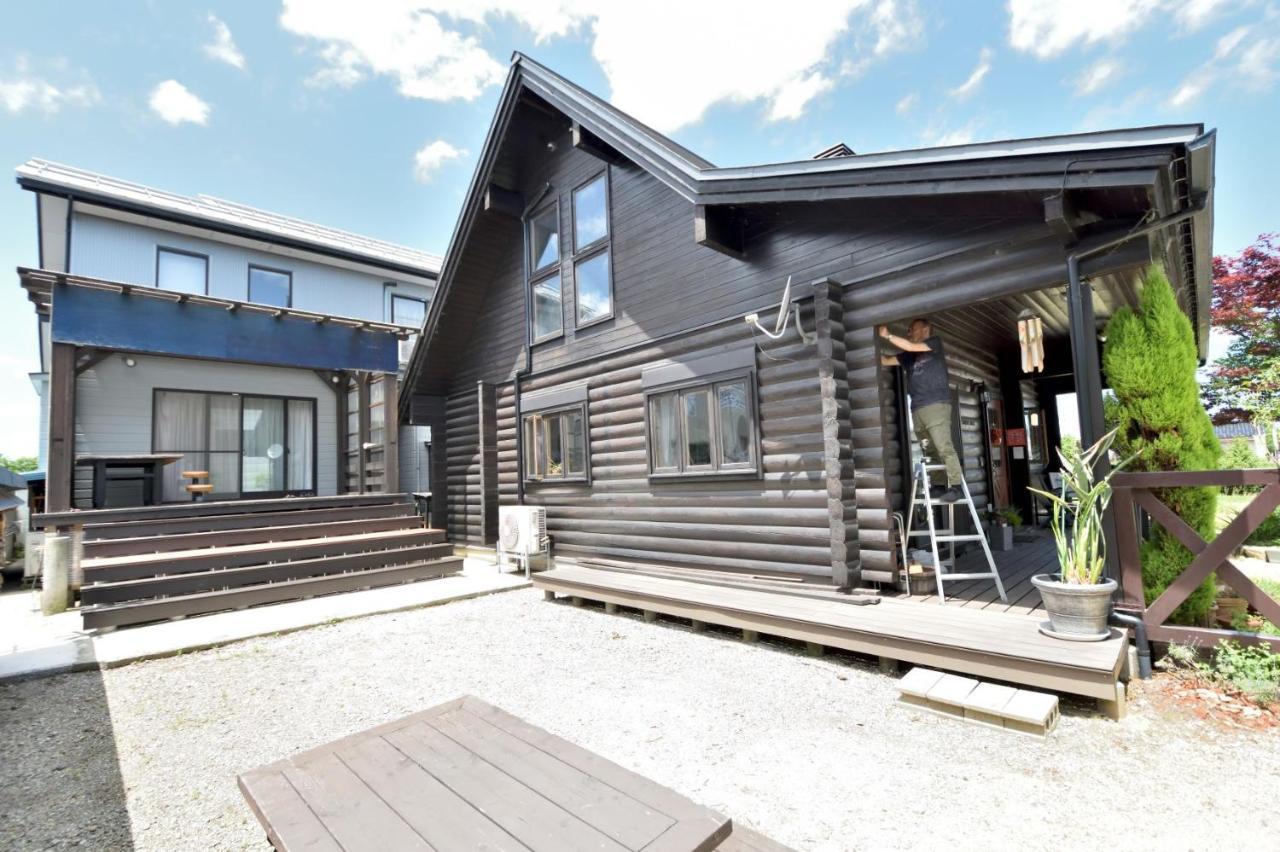 Carrefour Guesthouse カルフール ゲストハウス Toyama Station Esterno foto
