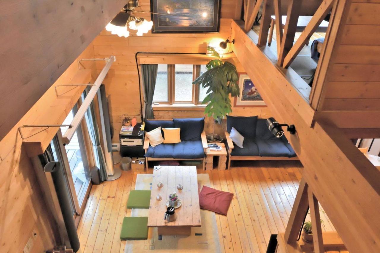 Carrefour Guesthouse カルフール ゲストハウス Toyama Station Esterno foto